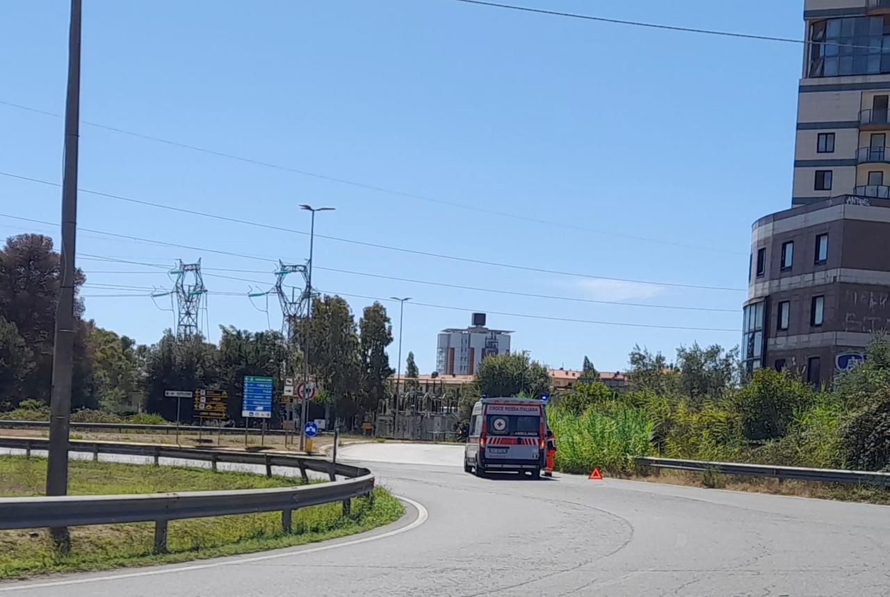 
	I volontari della Croce rossa sul posto

