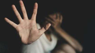 Venti anni di violenze, arrestato l’uomo accusato di abusi sessuali sulla figlia