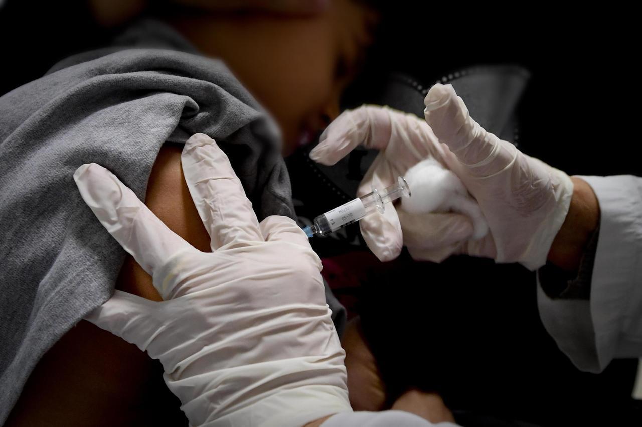 Bimbi vaccinati, Ferrara è virtuosa: la copertura è quasi totale