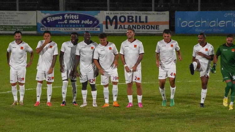 Livorno, ora non si scherza più: le scelte di Lucarelli