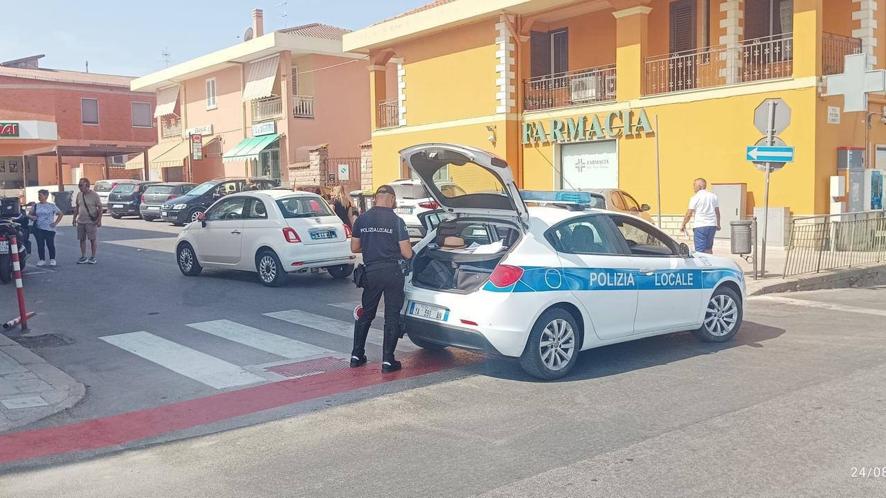 Sassari, viene investito mentre attraversa sulle strisce: un uomo in ospedale