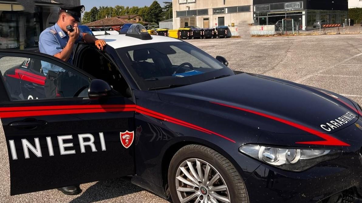 Copparo, colpi di mattarello al 16enne in motorino: in due per disarmarlo