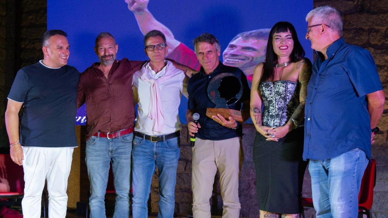 Telti, musica ed emozioni per il Premio Inzaina: ecco i nomi dei cantanti vincitori
