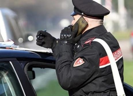 Cecina, gli sequestrano l’auto ma lui la sposta e la vende: denunciato 40enne<br>
