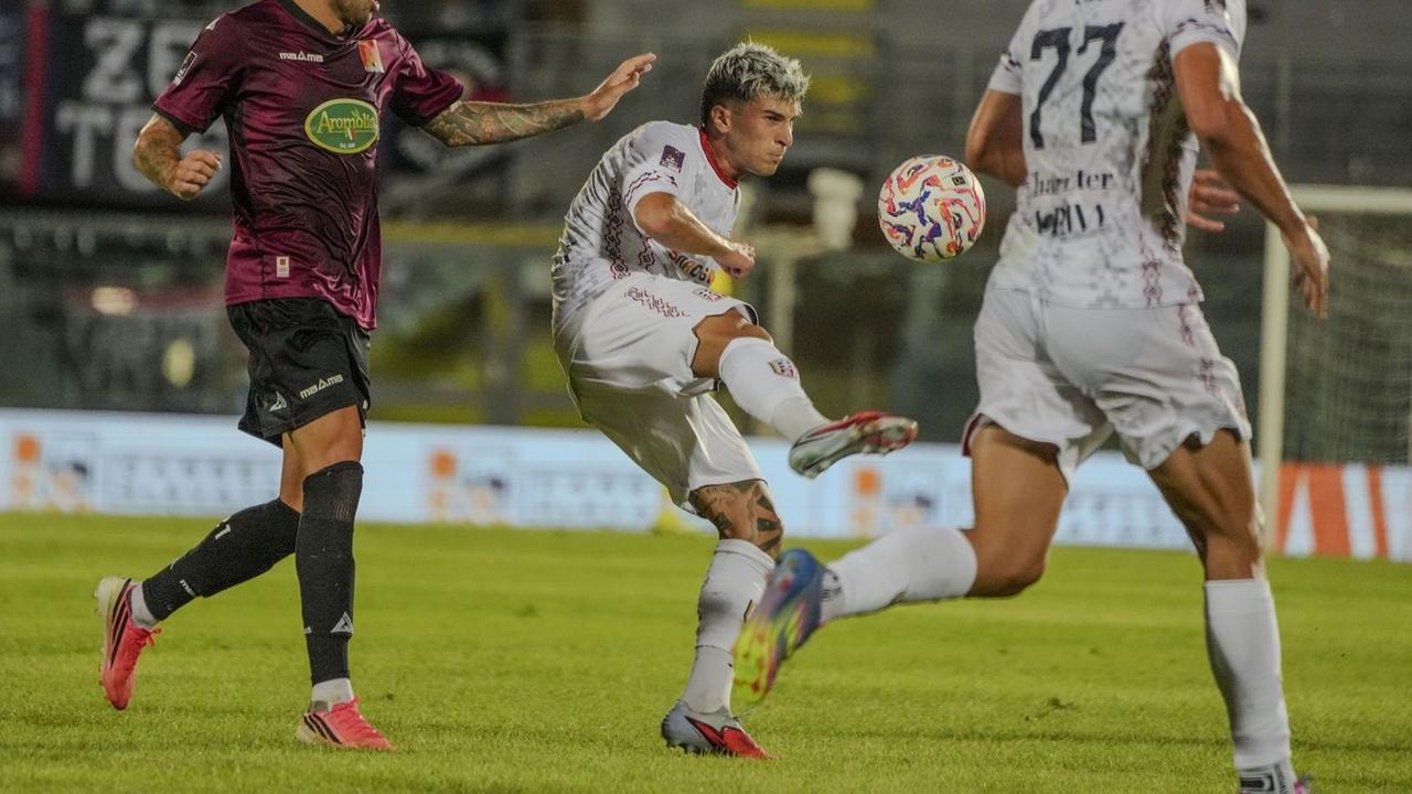 Torres, che beffa a Livorno: avanti con Di Stefano, perde la partita al 90’