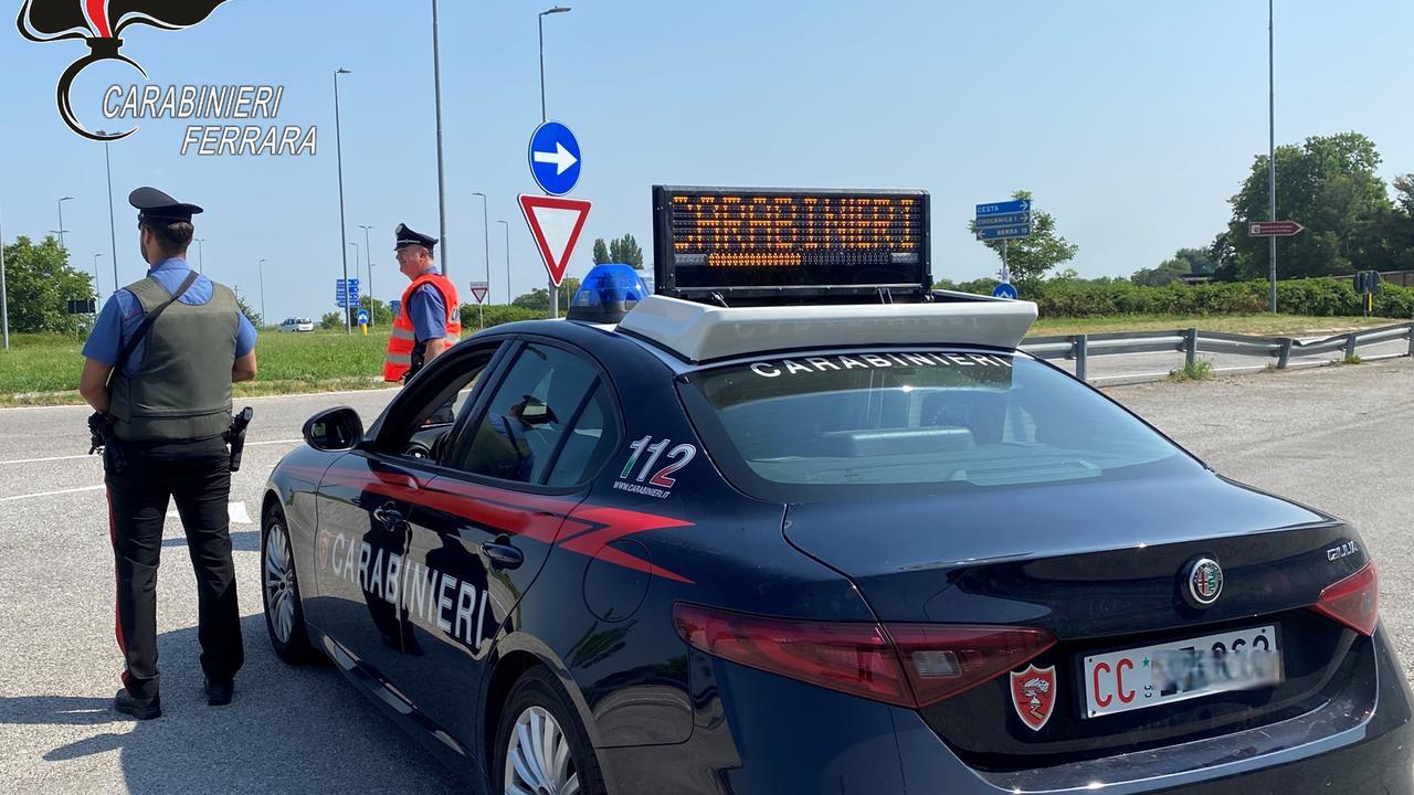 Copparo, sorpasso azzardato sull’auto appena rubata: era anche ubriaco