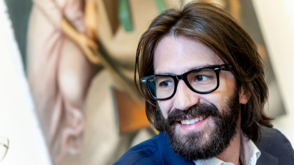 EssilorLuxottica, Leonardo Maria Del Vecchio lascia tutti gli incarichi: «Sono amareggiato» – Ecco perché