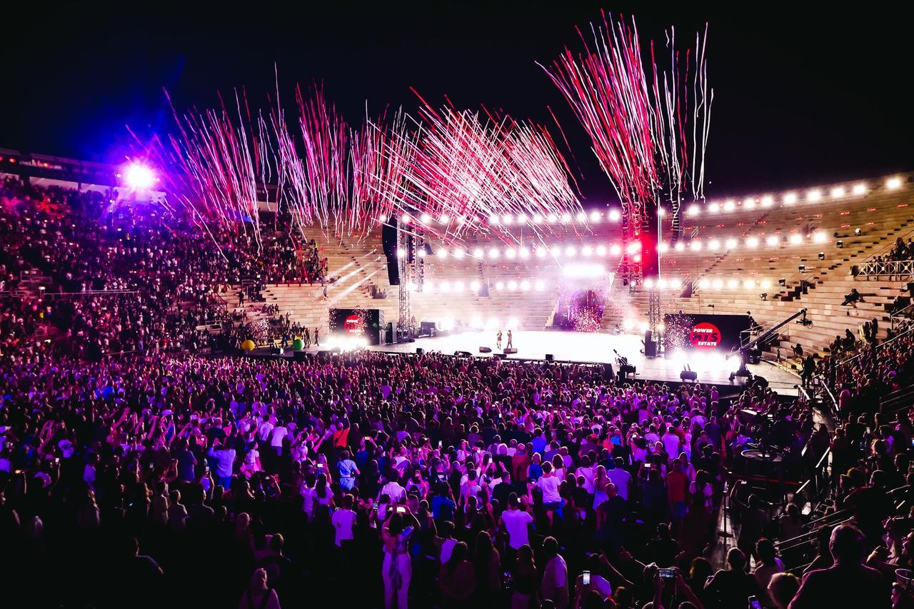 Power Hits Estate di RTL 102.5: all'Arena di Verona il tormentone estivo