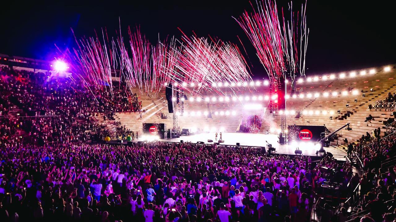 Power Hits Estate di RTL 102.5: all'Arena di Verona il tormentone estivo