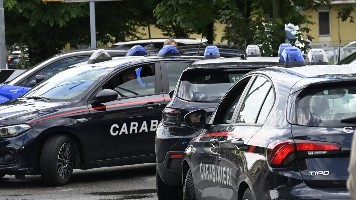 Bimba di 5 anni precipita dal quinto piano: è gravissima