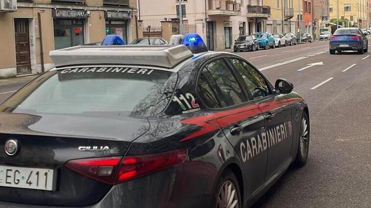 I carabinieri hanno denunciato l'aggressore
