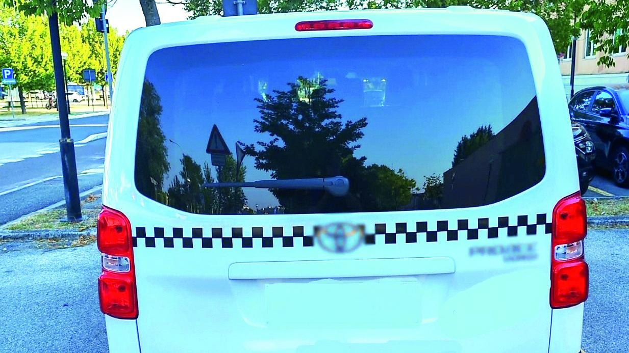 Il taxi abusivo