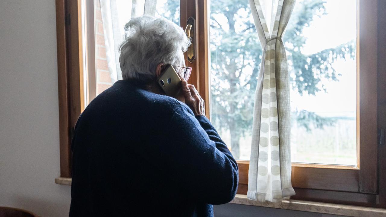 Mezzogoro, guardano la tv e non sentono i ladri: rubati preziosi e contanti