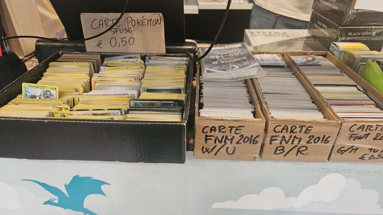 Le carte da collezione alimentano il business: è caccia aperta anche a Ferrara