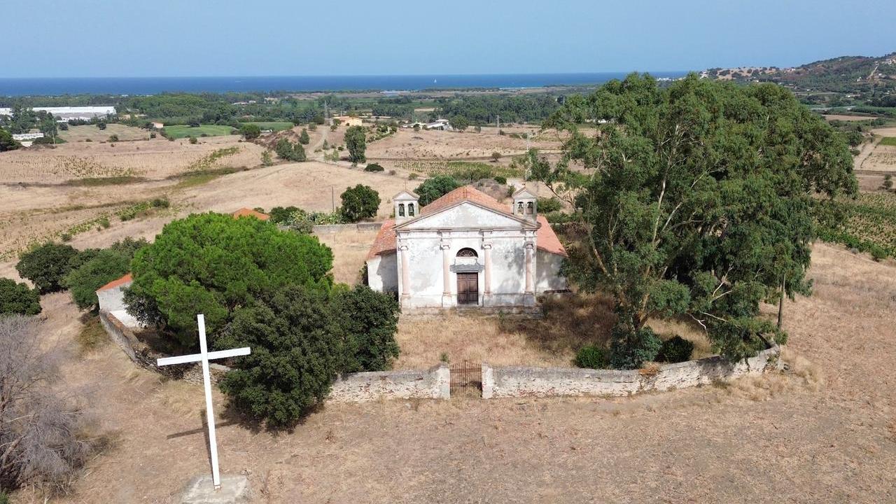 La chiesa di Sant'Elena (foto Massimo Locci)