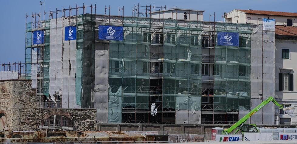 
	Il&nbsp;cantiere del plesso Calafati (foto Stick)

