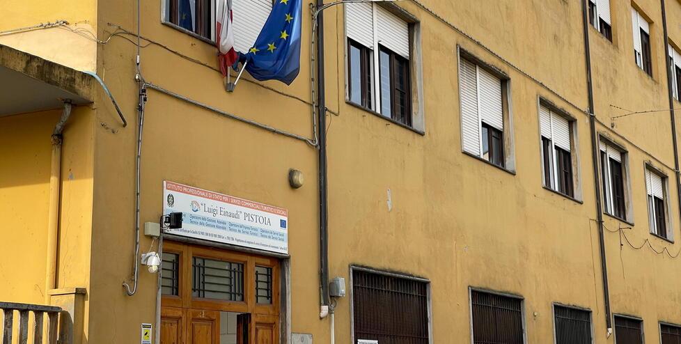 
	L'istituto Einaudi di Pistoia

