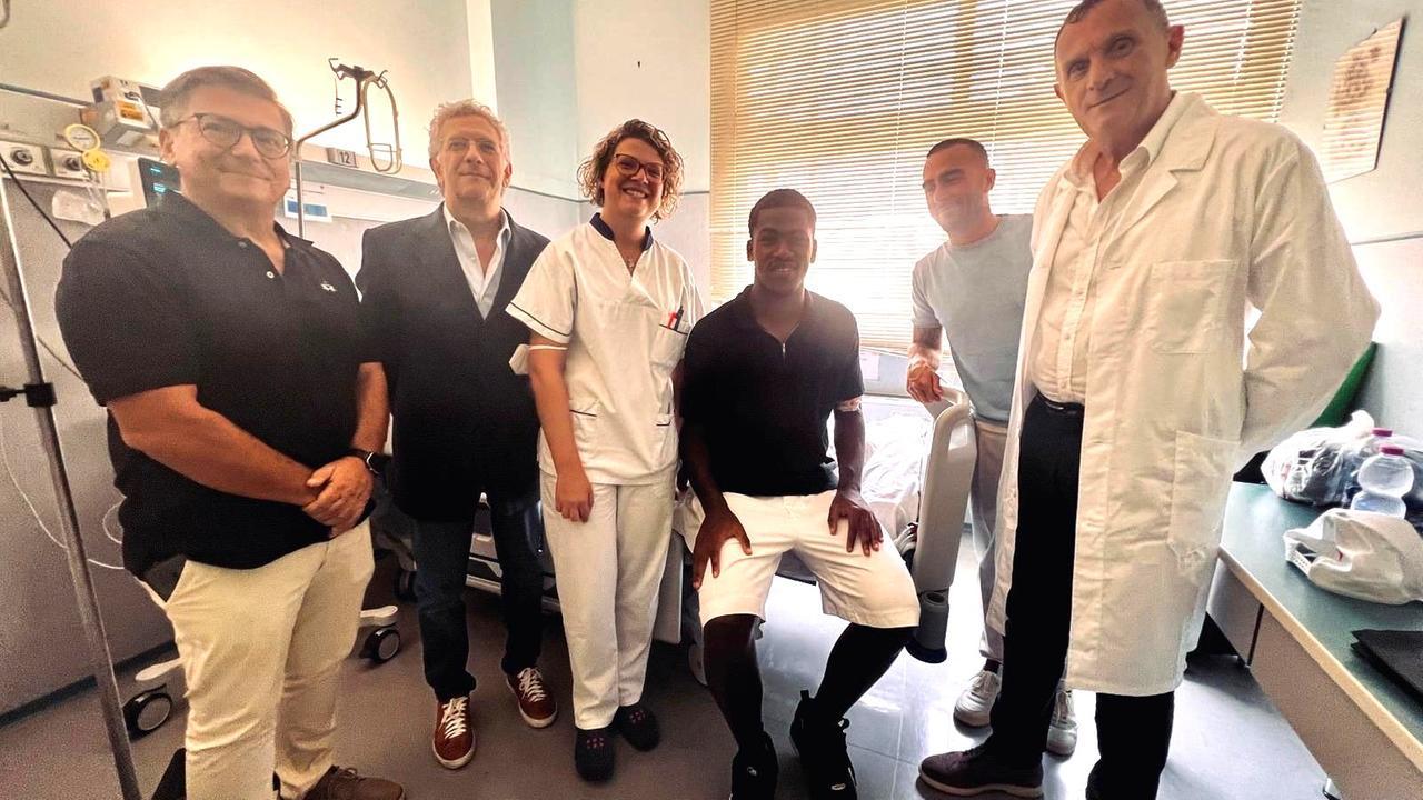 Trepy, l’incubo è finito: il calciatore del Cagliari dimesso dall’ospedale