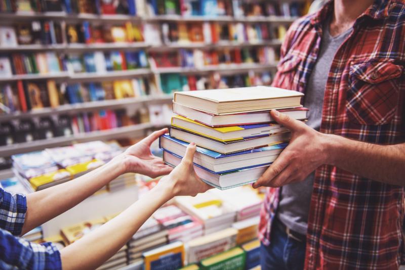 Scuola, caro libri: la classifica degli istituti reggiani, si arriva fino a 851 euro in prima
