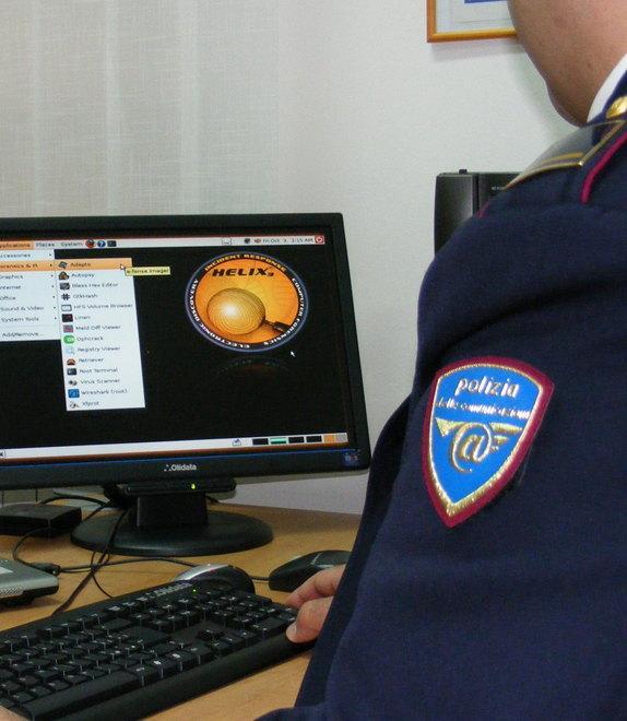 Un assegno falso per l’orologio d’oro: milanese denunciato