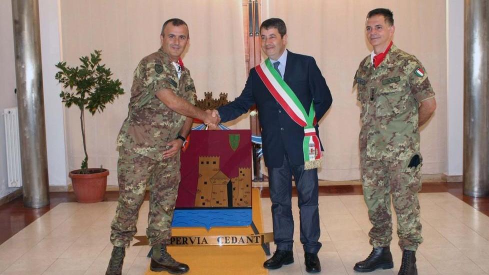 Il generale Nitti visita la città