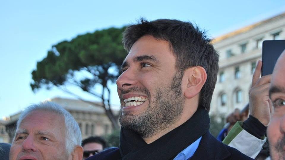 Alessandro Di Battista ricoverato a Cuba: è in gravi condizioni