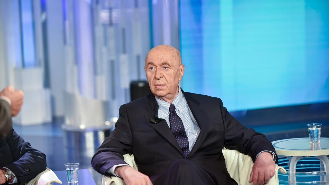 Paolo Mieli ad Alghero con “Il grande inganno”: «Viviamo un presente di guerre senza intravederne la fine»