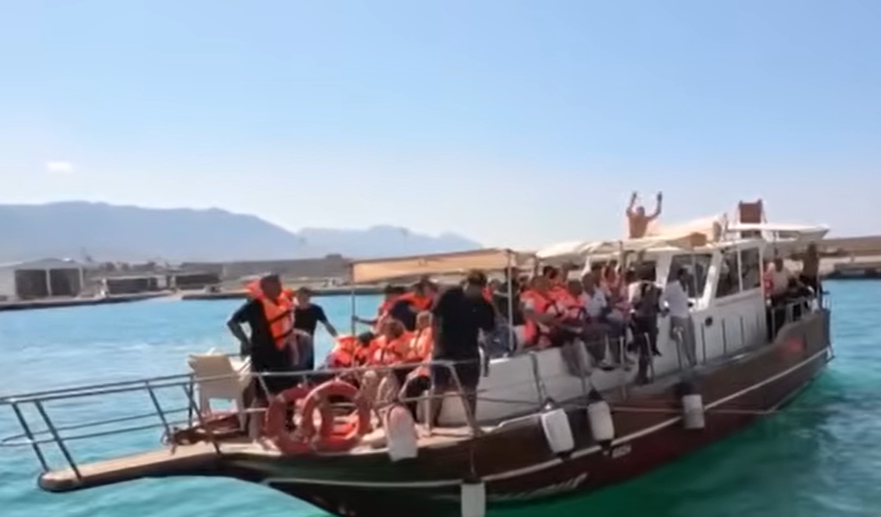Traghetto affonda al largo di Cipro del Nord: arrestati capitano ed equipaggio