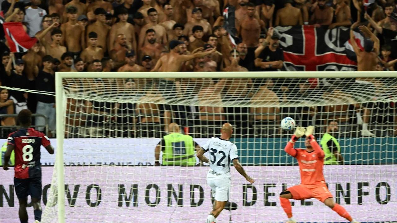 Il Cagliari perde di misura con l’Inter ma a testa alta: Adopo sfiora il pari nel finale