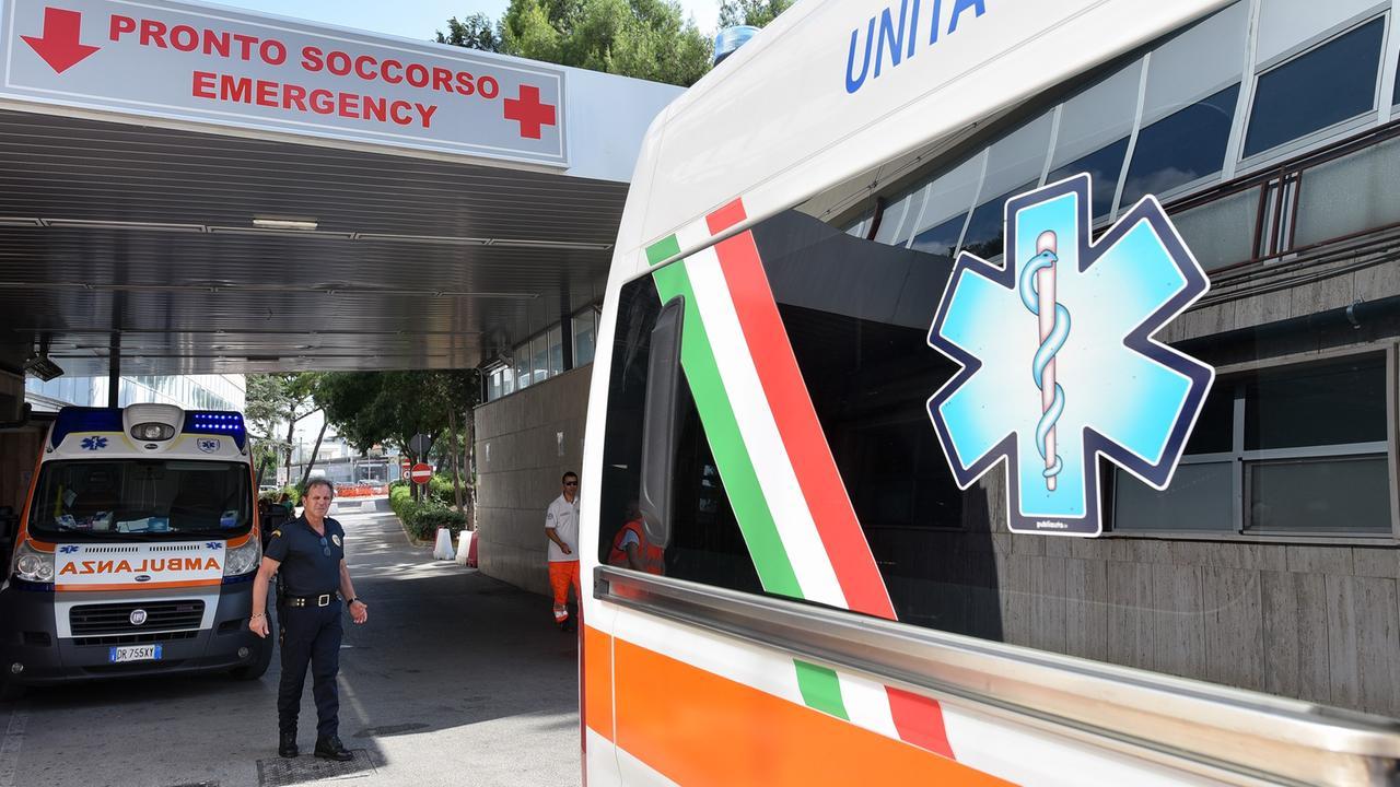 «L’ho picchiata, forse è morta»: 16enne uccide la mamma e poi chiama i soccorsi