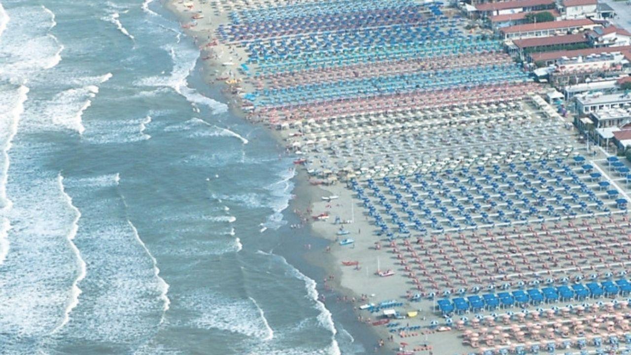 
	Stabilimenti balneari a Viareggio (foto d&rsquo;archivio)

