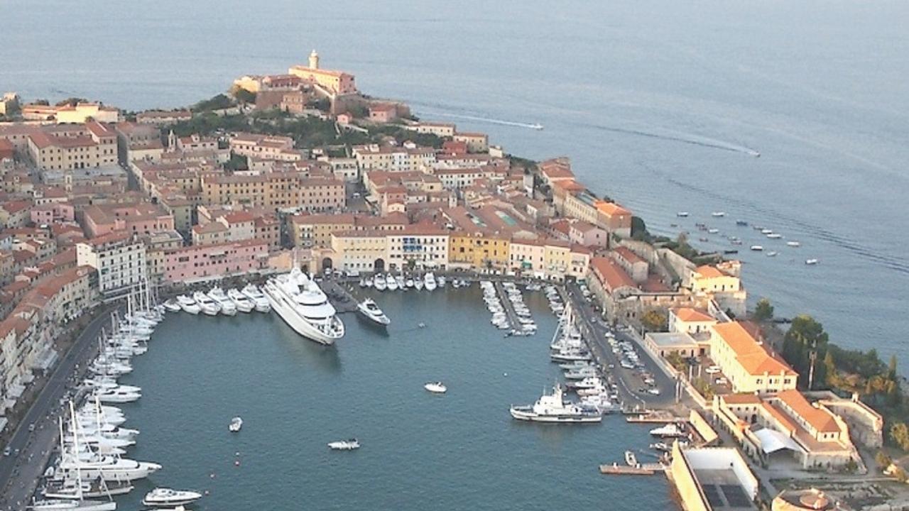 Una veduta di Portoferraio