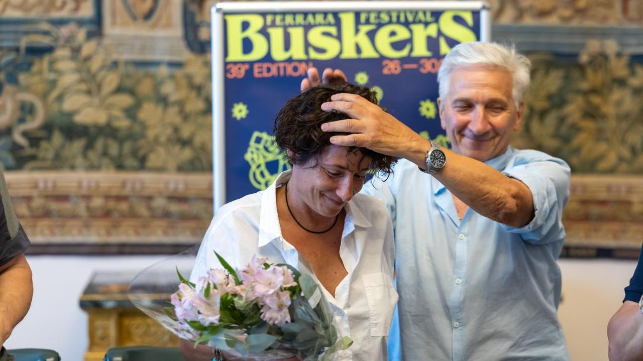 Ferrara Buskers Festival, Bottoni: «Quali alternative concrete al biglietto?»