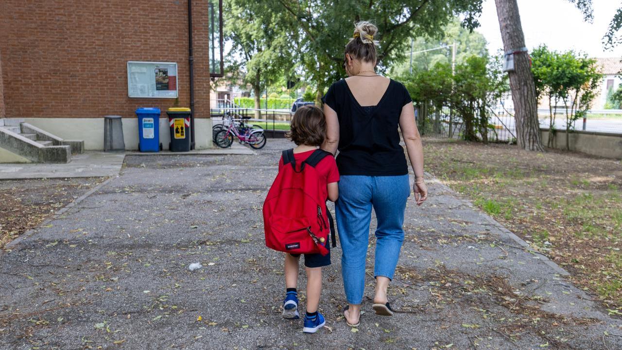 Ferrara, aule aperte per 250 bambini: la scuola d’agosto non è utopia