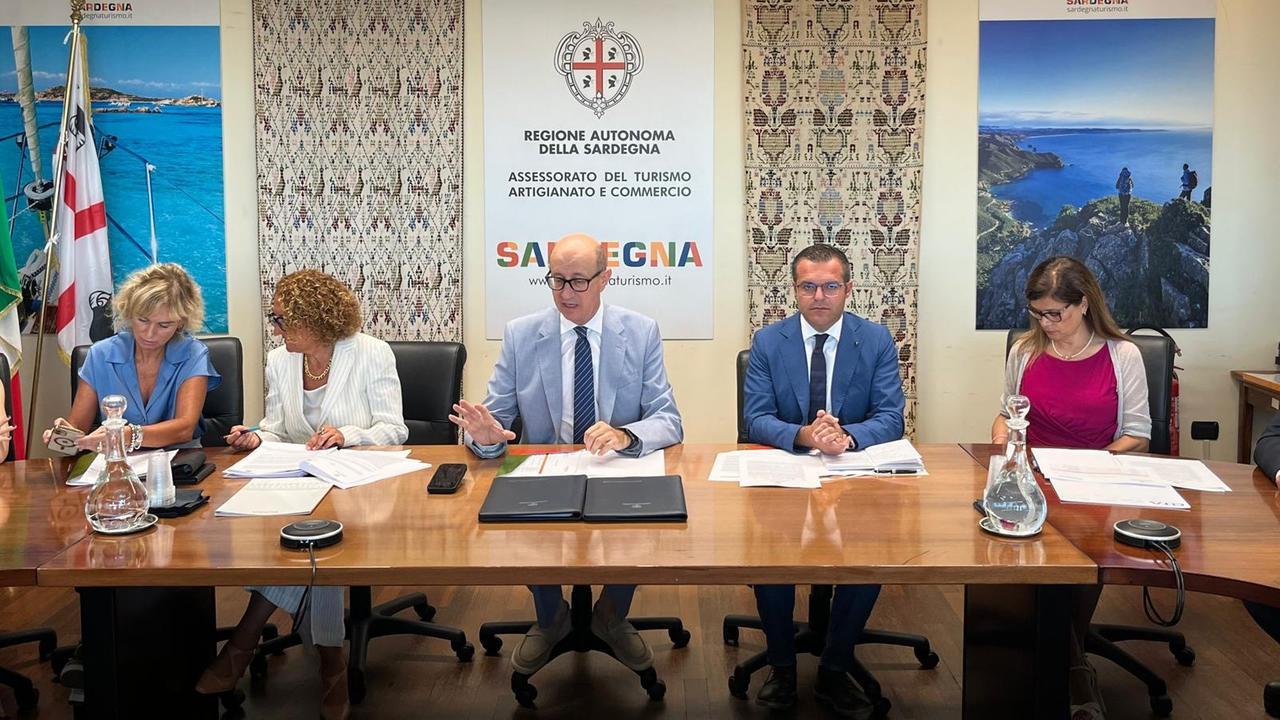 Capodanno in diretta nazionale dalla Sardegna, Alghero sarà il cuore della festa: operazione da 3,8 milioni