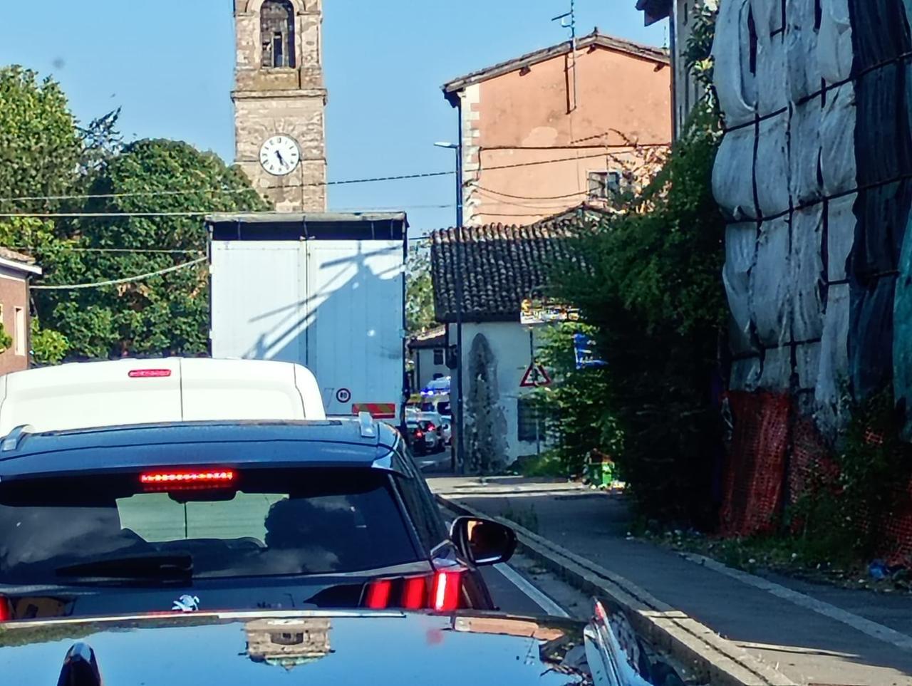 Reggio Emilia, incidente a Cadè: via Emilia bloccata