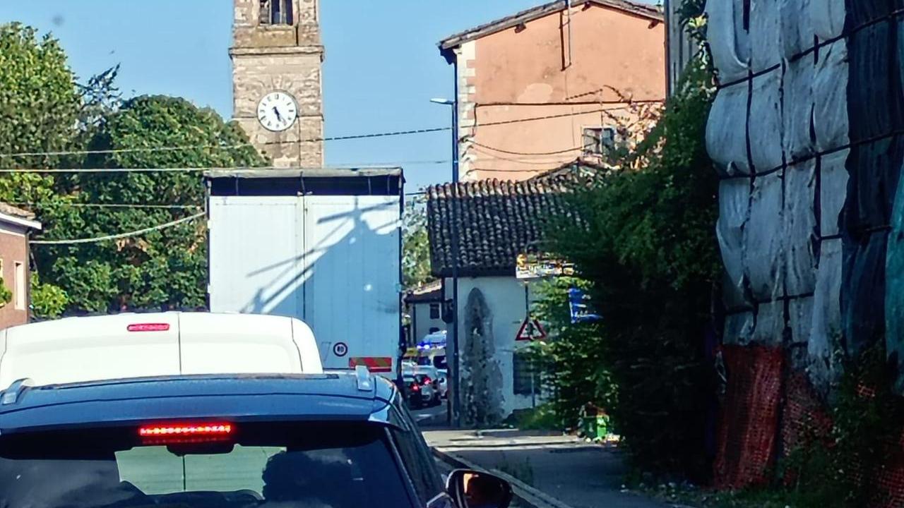 Reggio Emilia, incidente a Cadè: via Emilia bloccata