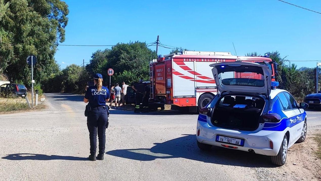 Alghero, scontro tra due auto: donna in ospedale