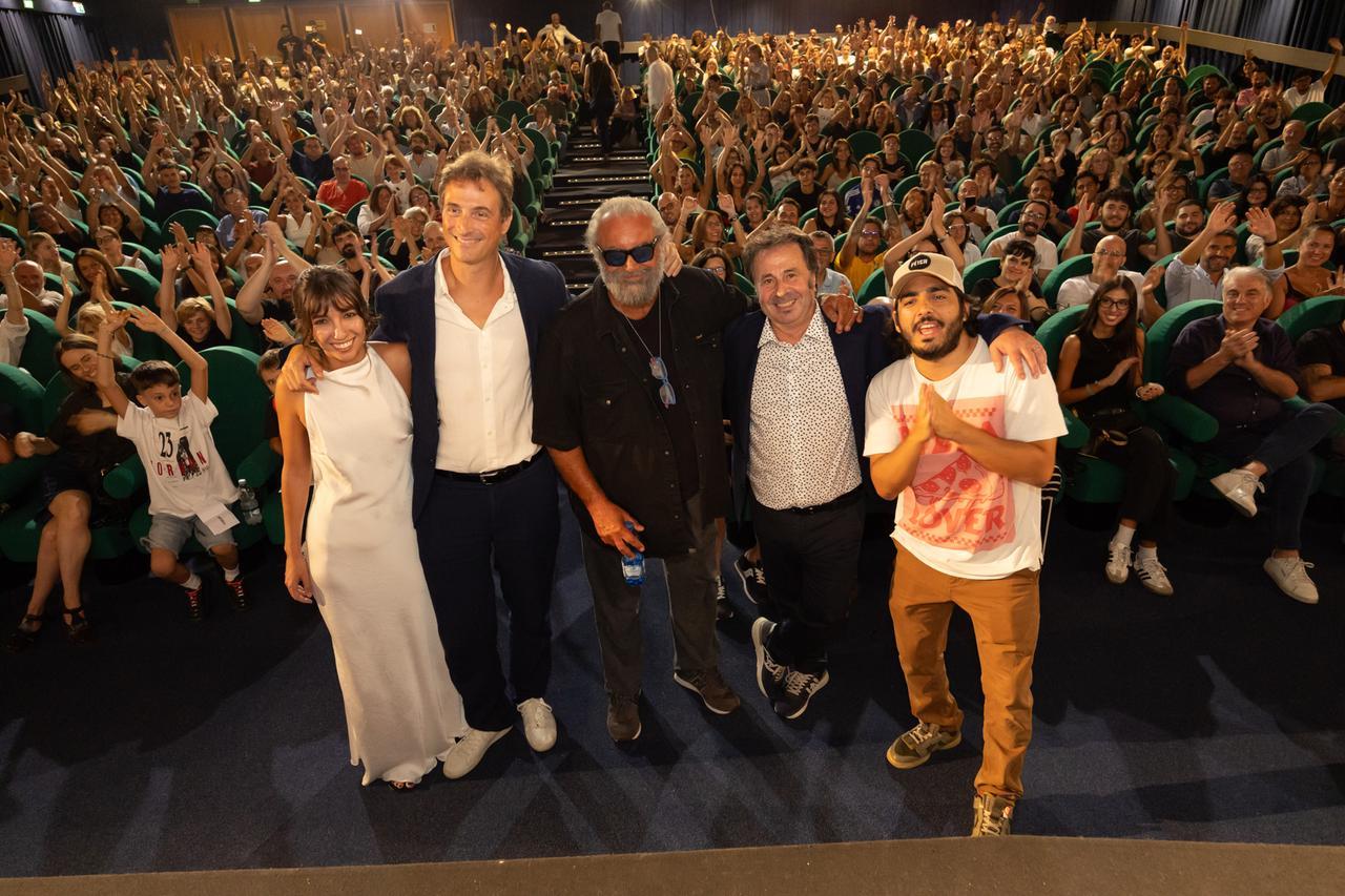 Ferrara, Apollo sold out per “Il Malloppo”