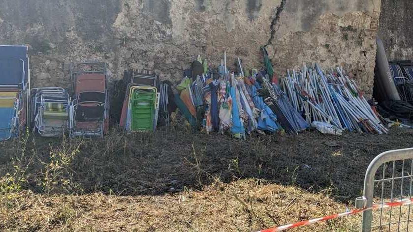 Il materiale sequestrato tra Talamone e la spiaggia dell’Osa