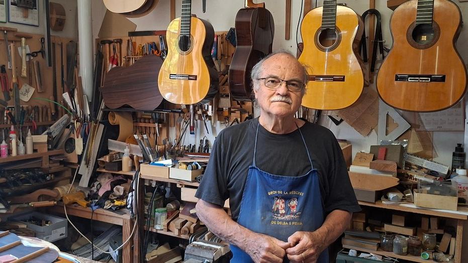 Le chitarre di Paolo Coriani conquistano il mondo: i segreti del liutaio modenese
