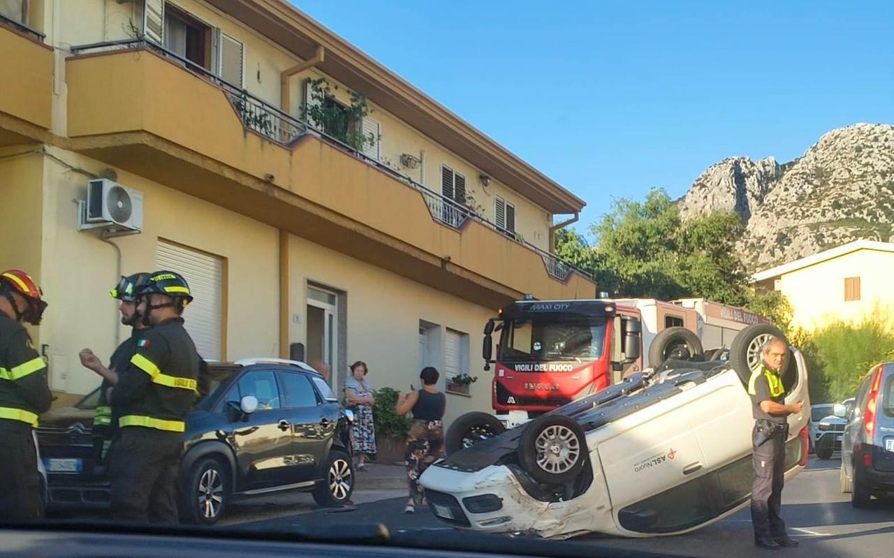 Incidente con l’auto della Asl, infermiere finisce in ospedale