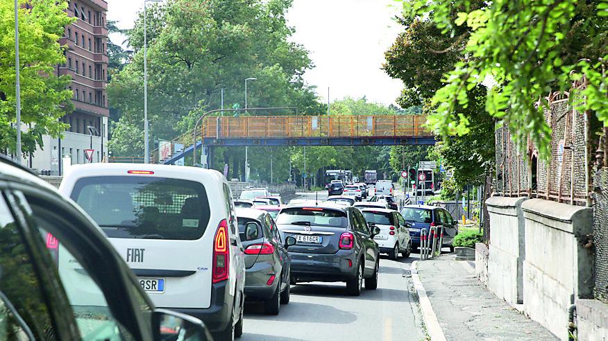 Cantiere di Porta Santa Croce, l’allerta-traffico per le scuole: «Cinque giorni da bollino nero»