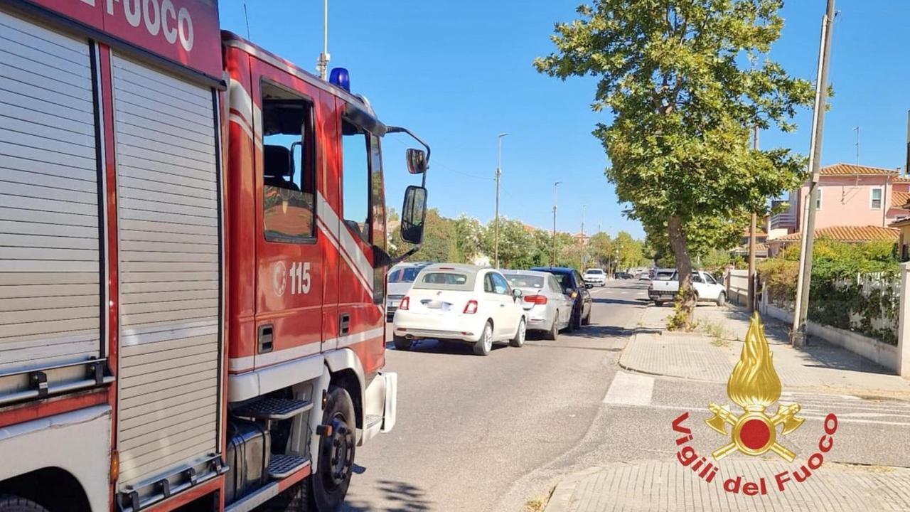 Tamponamento a catena tra tre veicoli, un ferito in ospedale