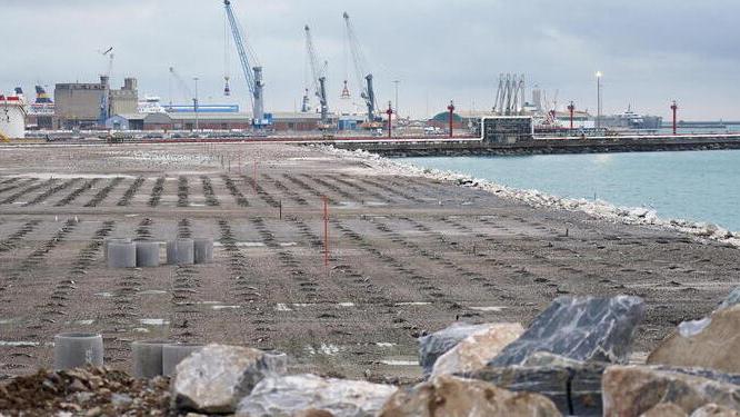 La Darsena Europa da sola non basta per far rientrare Livorno in partita
