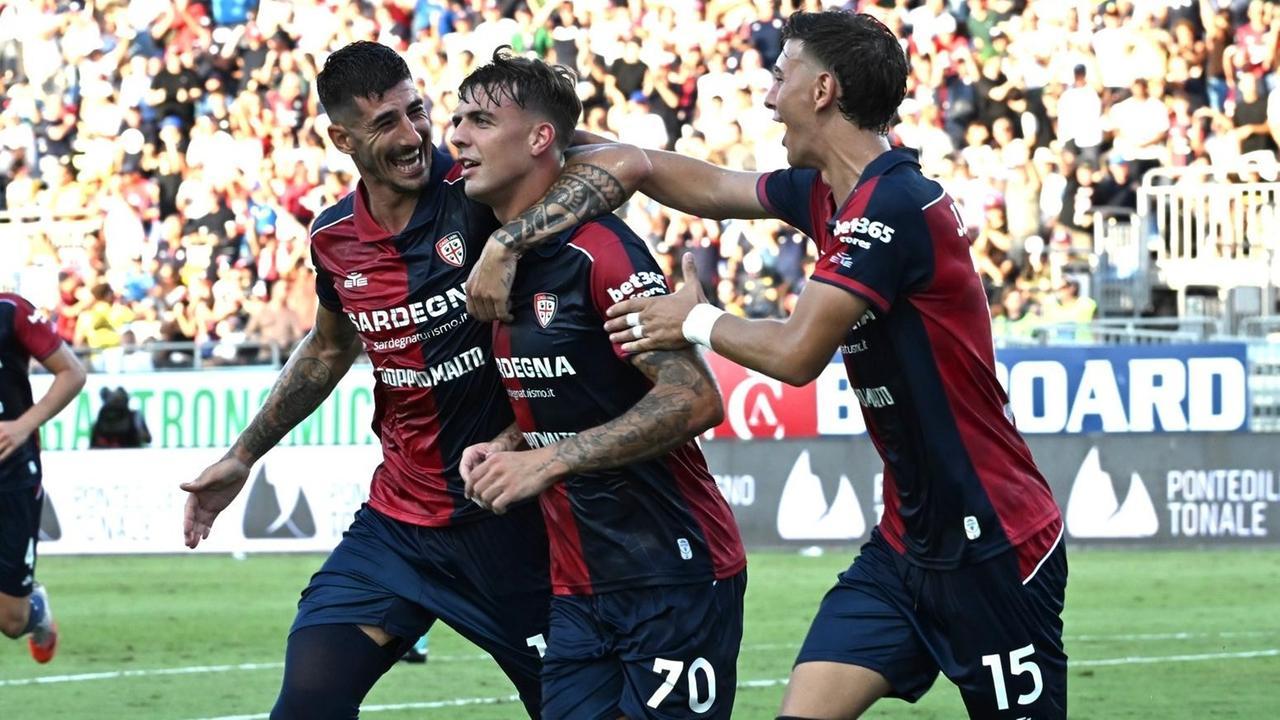 Cagliari-Lecce: 1-0. La sblocca Maldini con un bel colpo di testa- LA DIRETTA