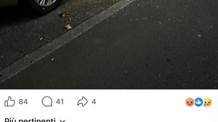 Furti a Sassuolo, commento choc contro il sindaco: «Dobbiamo sparare alle gambe ai ladri e a lui»<br>