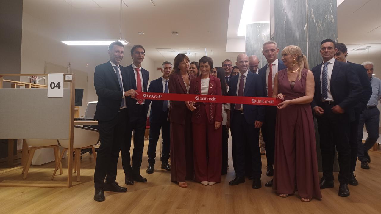 Nuova filiale in piazza d’Italia: UniCredit rafforza la sua presenza a Sassari