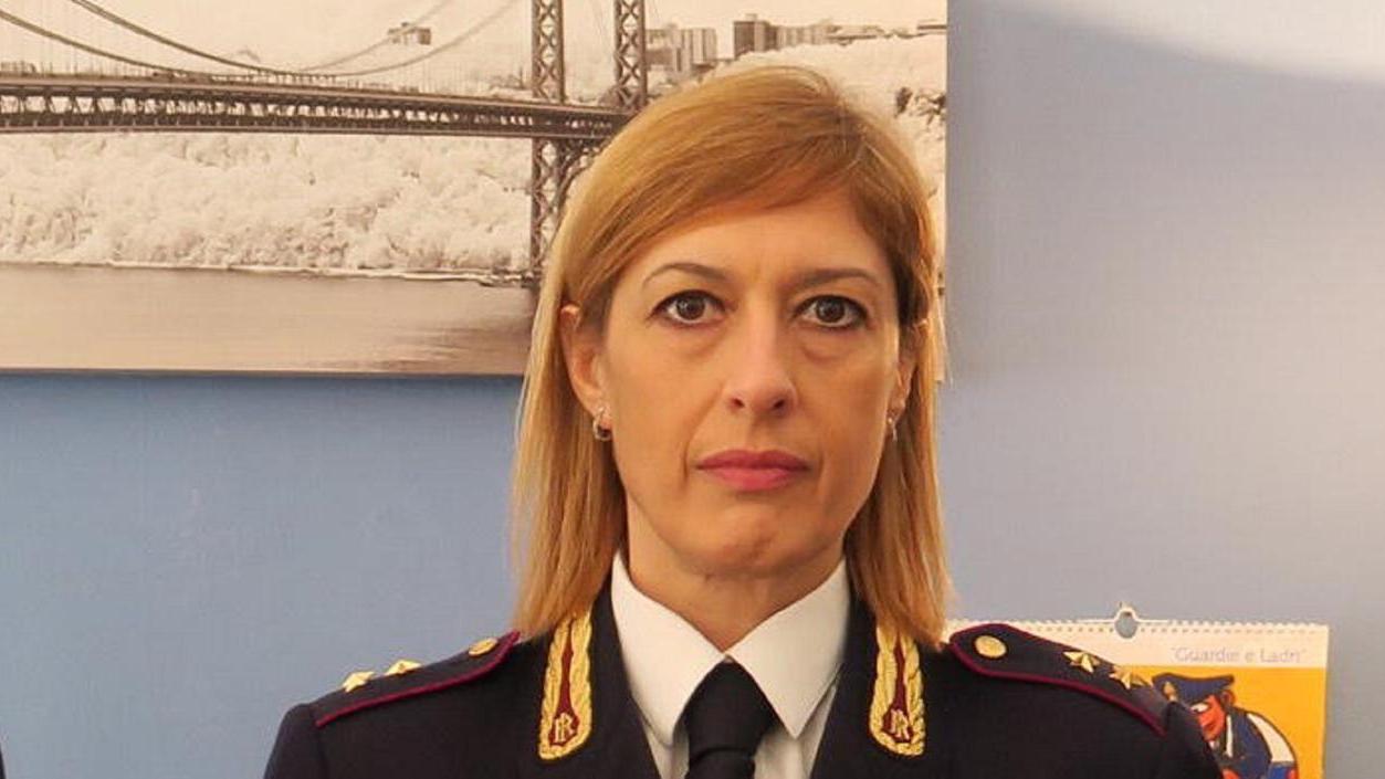 La commissaria capa Sabrina Vivaldi