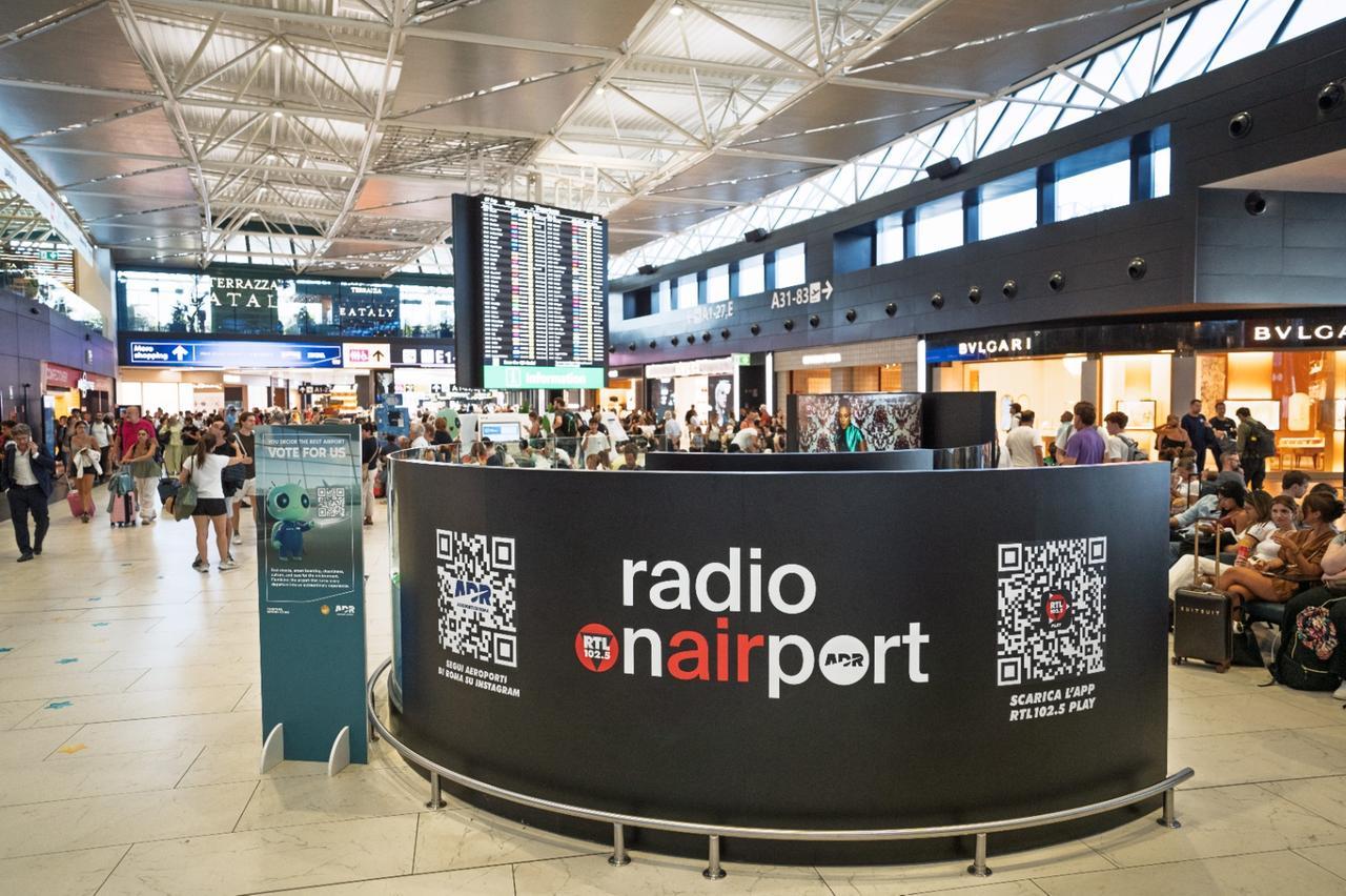 RTL 102.5 e Radio Zeta in diretta dall’aeroporto di Roma Fiumicino